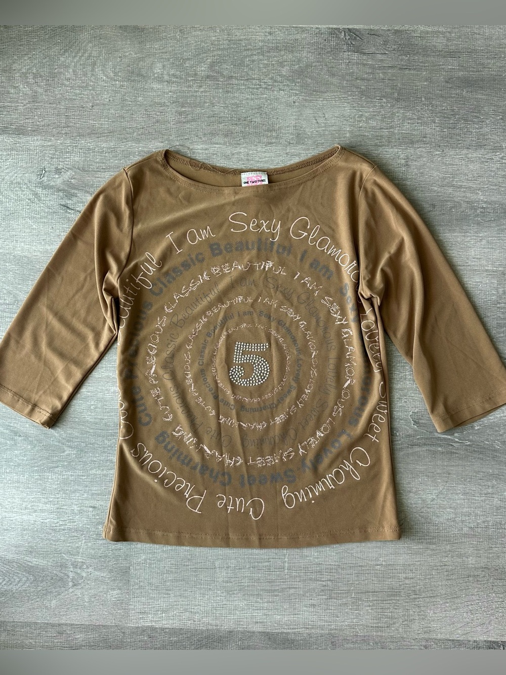 Vintage 90s one two three Brown Graphic 3/4 Sleeve Top made in USA